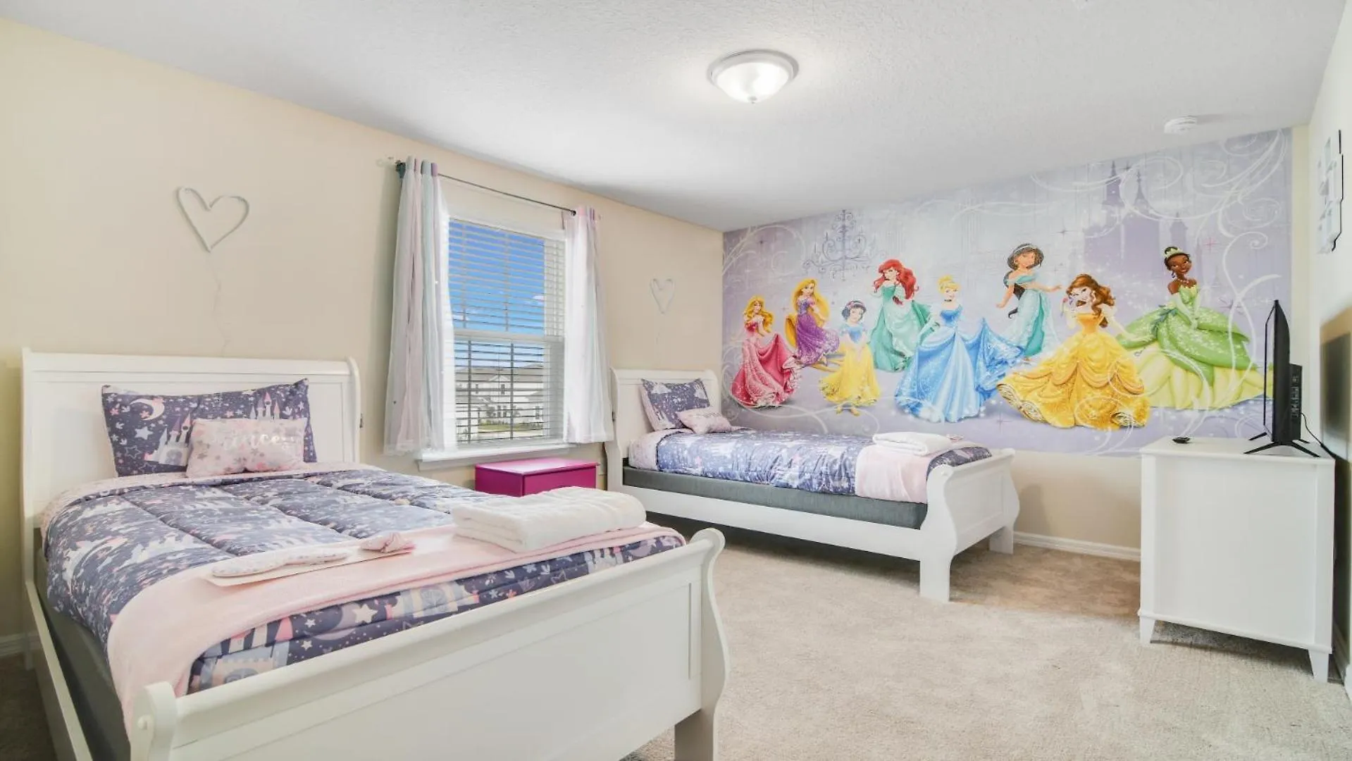 Magical Mansion 10 Bedroom W Pool Near Disney Davenport